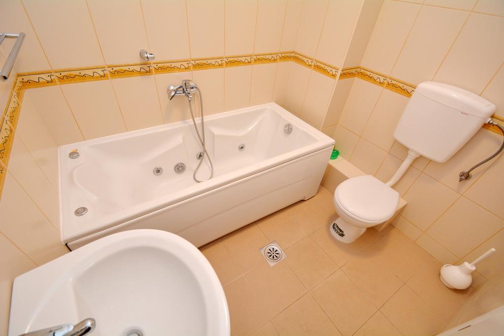Apartments Vista Muo コトル エクステリア 写真